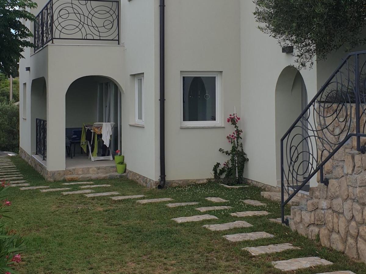 Apartment Mia 2 Banjol Luaran gambar