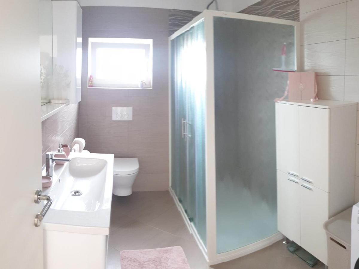 Apartment Mia 2 Banjol Luaran gambar
